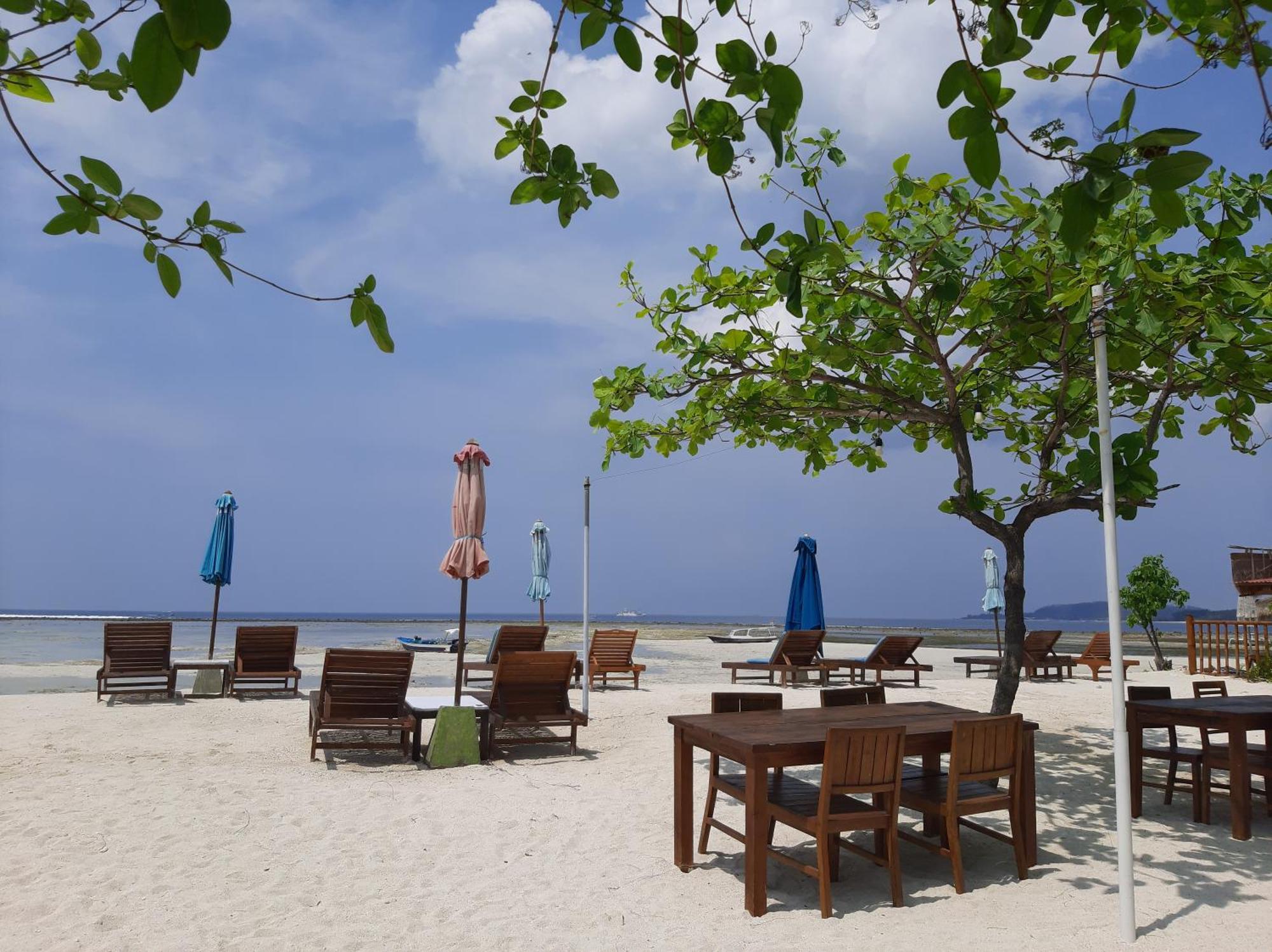 Mola2 Resort Gili Air Exterior photo