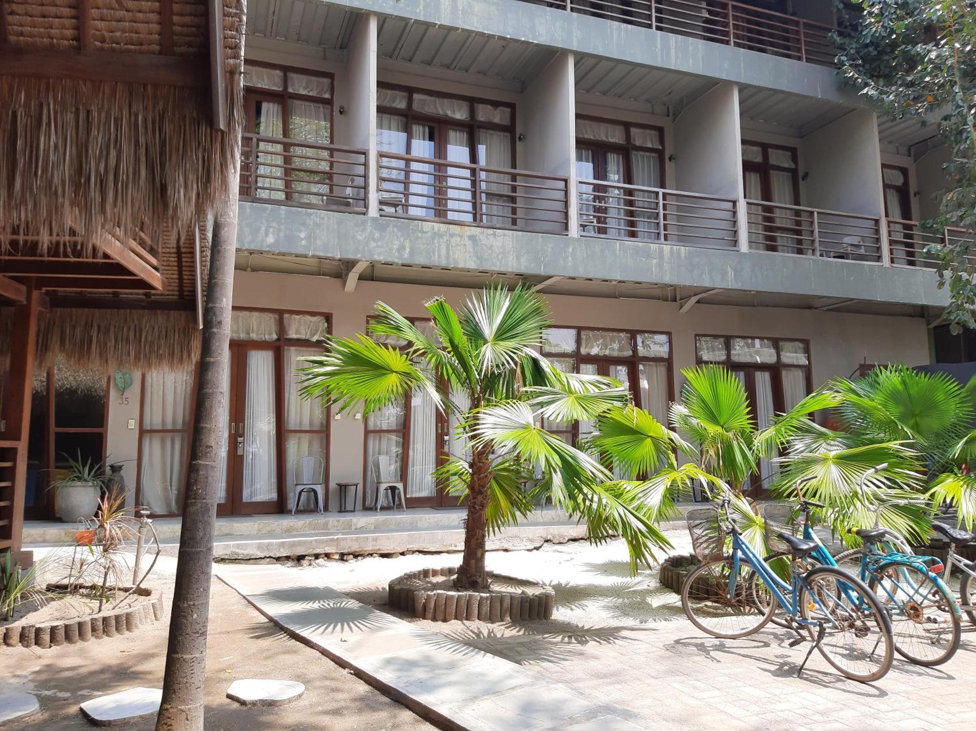 Mola2 Resort Gili Air Exterior photo